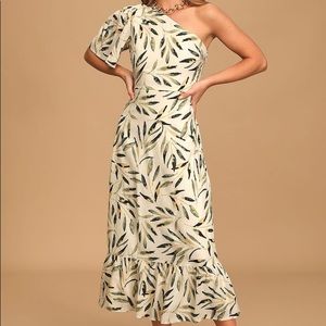 Tropic Cream One-Shoulder Dress// S // NEVER WORN!